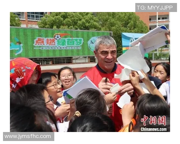 如果足球球星进入一所学校，他们会如何影响校园文化和学生生活