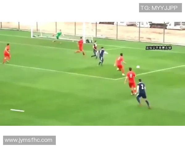 精美足球球星亚克力摆件展现经典瞬间完美收藏之选