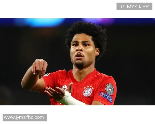 一月八号出生的足球球星有哪些 他们在足球史上有何独特贡献