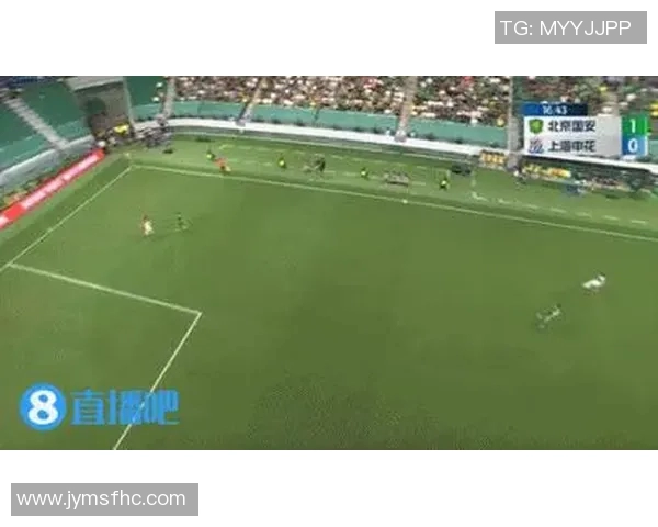 视线下移看足球巨星如何用脚下技术创造奇迹与突破极限