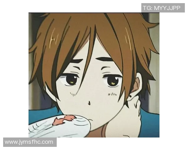 足球明星泪眼萌妹头像展现坚强与柔情融合的可爱魅力